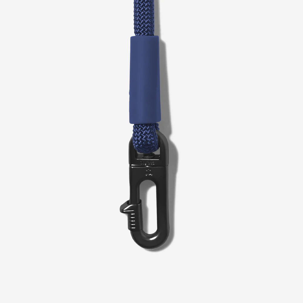 Zee.Dog Deep Blue Hands-Free Adjustable Leash | Smack Bang
